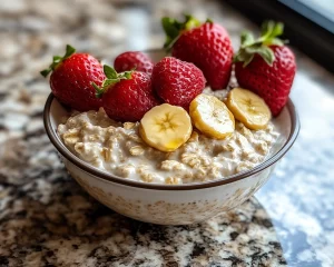 Overnight Oats: High Protein Peanut Butter Overnight Oats in 5 Minutes